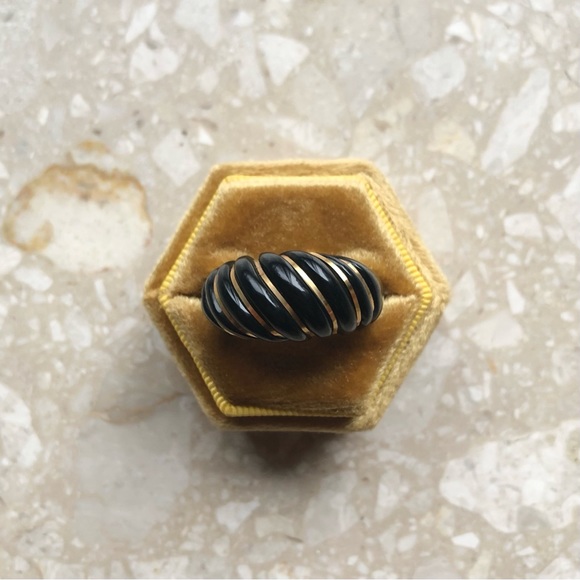 Onyx Yellow Gold Statement Vintage Bubble Dome Enamel Ring - Picture 7 of 15